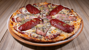 BIG Pizza QUATTRO FORMAGGI E SALUMI - 354 Kč