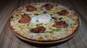 Pizza MORTADELLA - 189 Kč